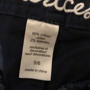 Maurices Pants - Maurices women’s Sz 5/6 Capri Pant Navy Maurices Pants - Maurices women’s Sz 5/6 Capri Pant Navy